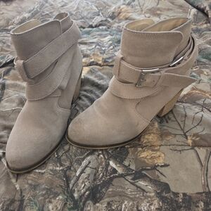 Women's Suede Ankle Boots